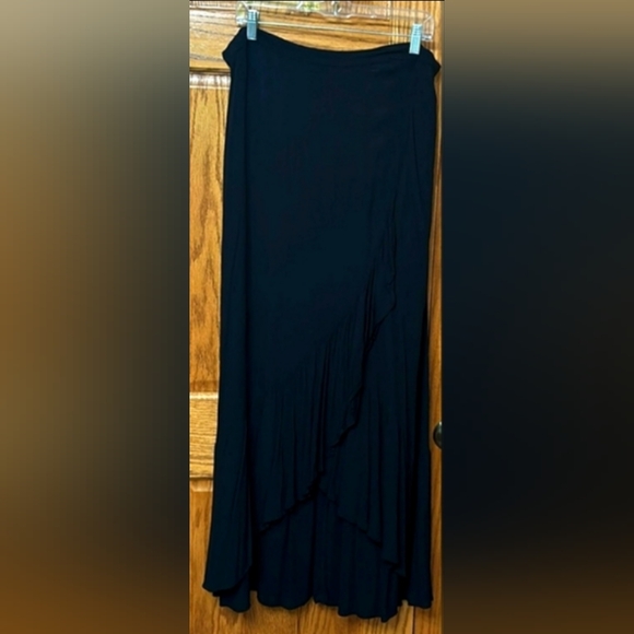 EC American Eagle Ruffle Maxi Skirt - Picture 8 of 8